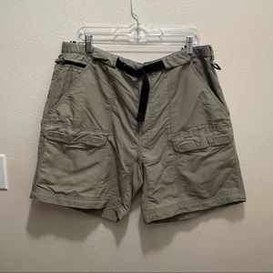 North Face Cargo Shorts size XL